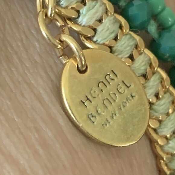 Henri Bendel Multi-strand Bracelet Gold Toggle Faceted Green Beads Signed Charm - Picture 6 of 13